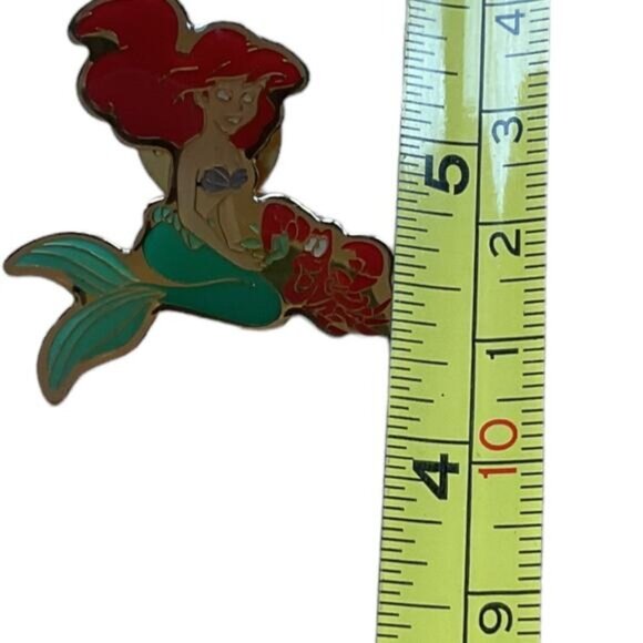 Disney Ariel & Sebastian Enamel Pin Mermaid Design Collectors Item - Picture 4 of 4
